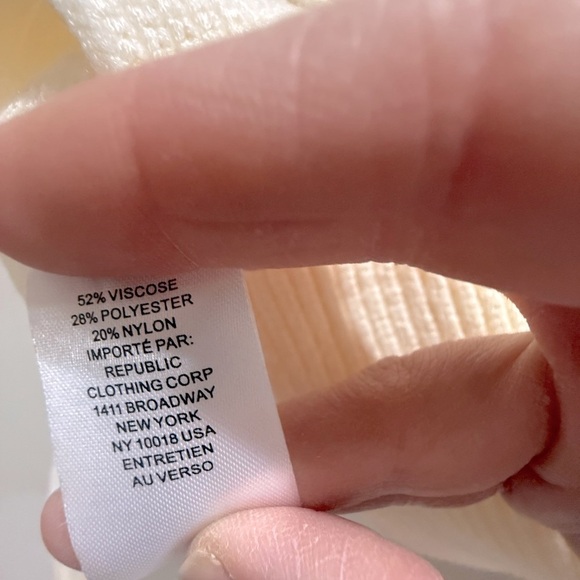 NWT House of Harlow 1960 size small cream ivory knit turtleneck cropped sweater - Picture 3 of 5